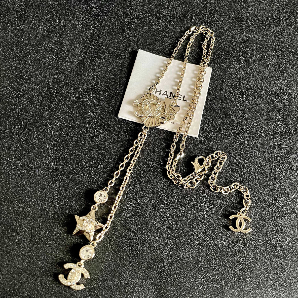elegant Necklace for women - alternate angle view 9