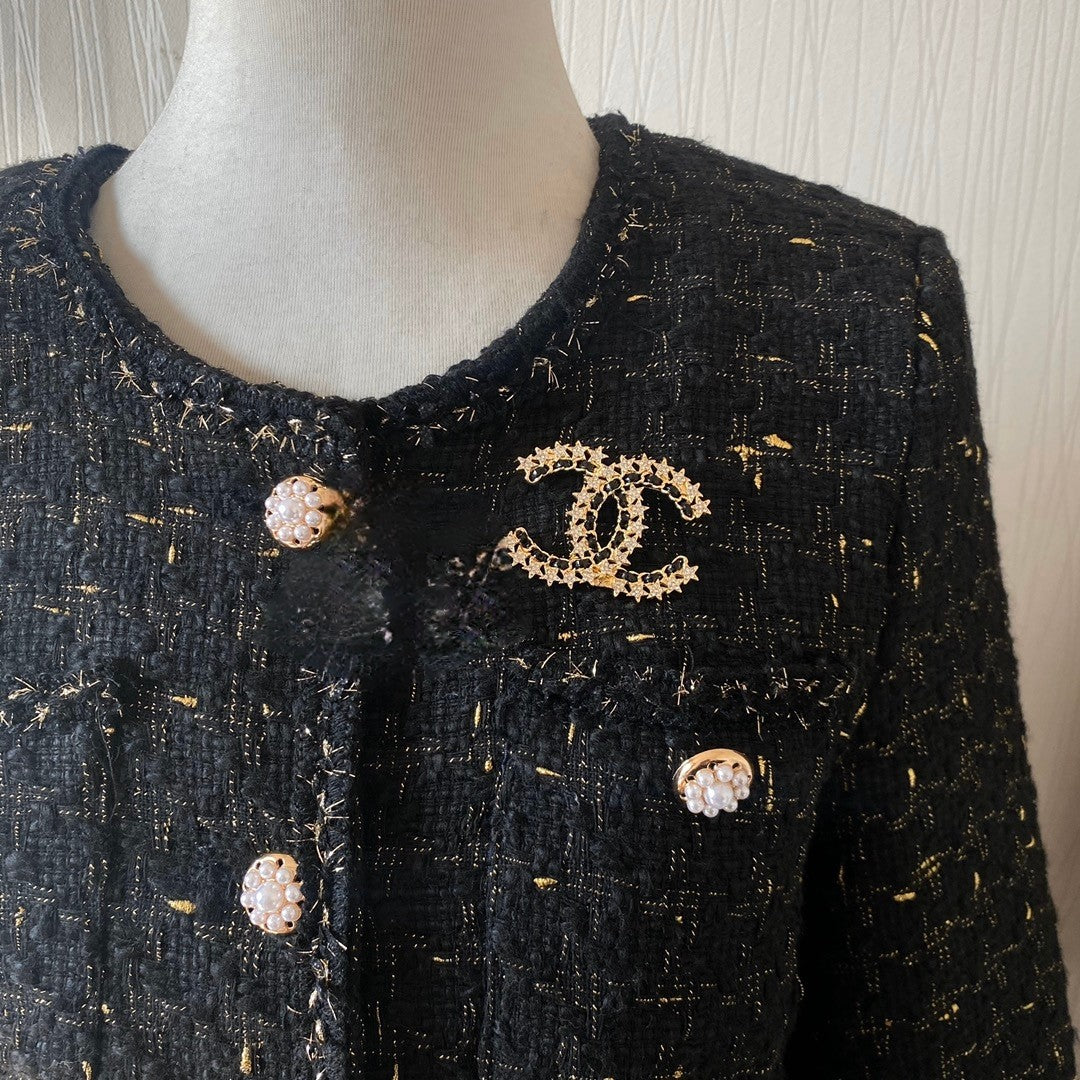 crystal letter Suit for men and women - alternate angle view 7