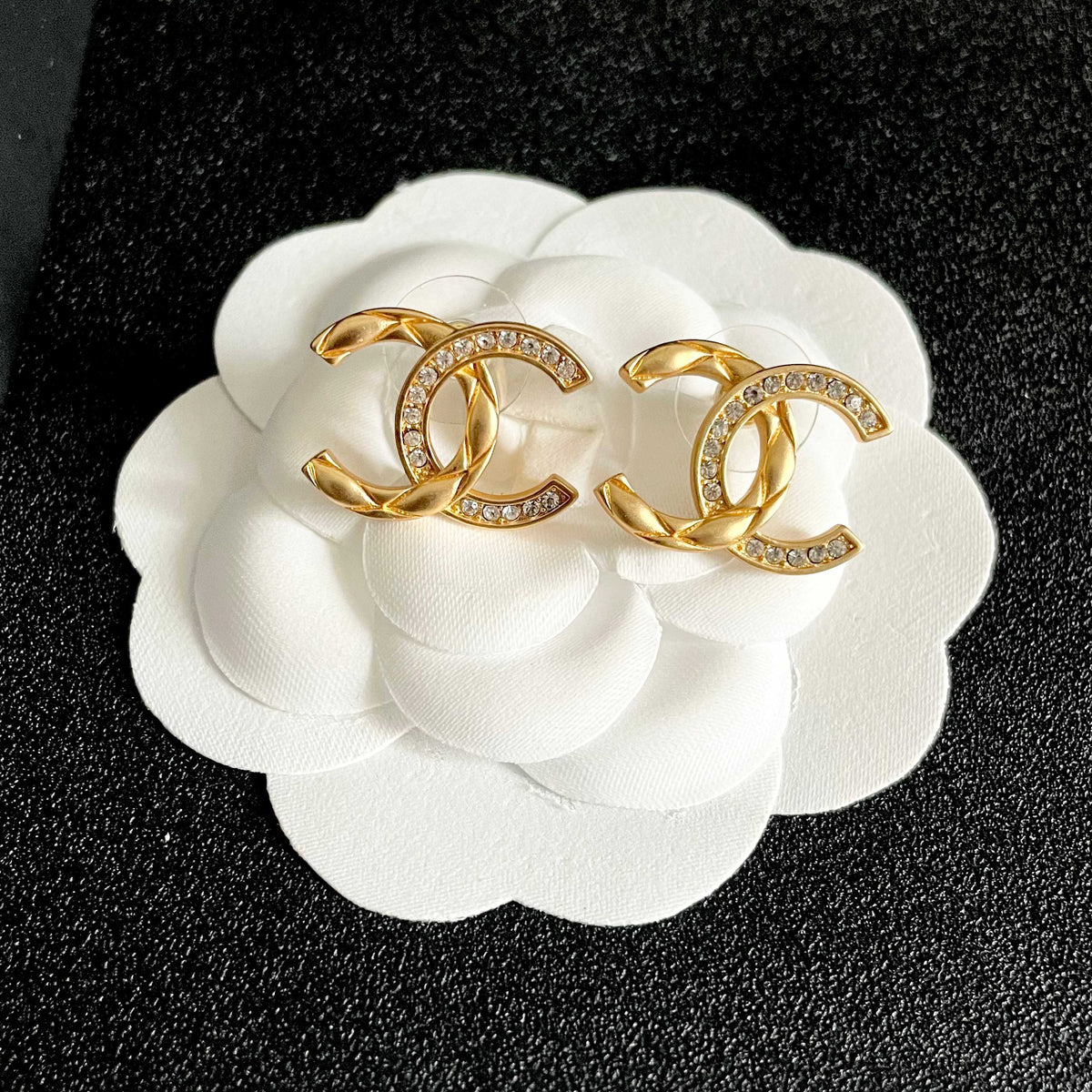 floral Stud Earrings for women - alternate angle view 8