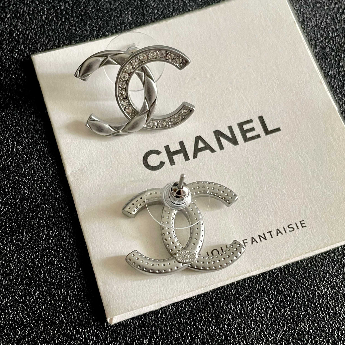 floral Stud Earrings for women - alternate angle view 7