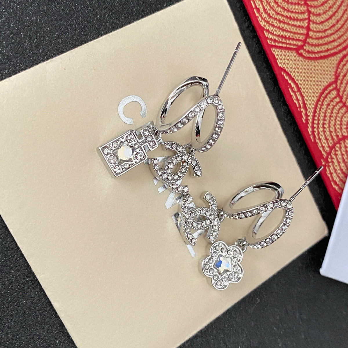 silver crystal floral Perfume for women - product detail view