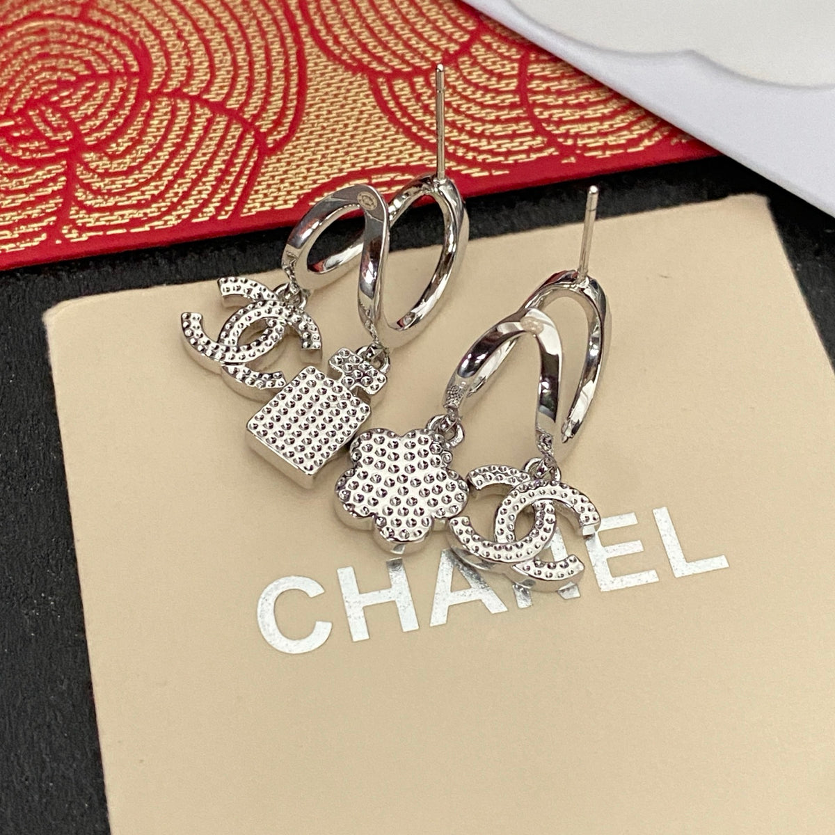 silver crystal floral Perfume for women - alternate angle view 6