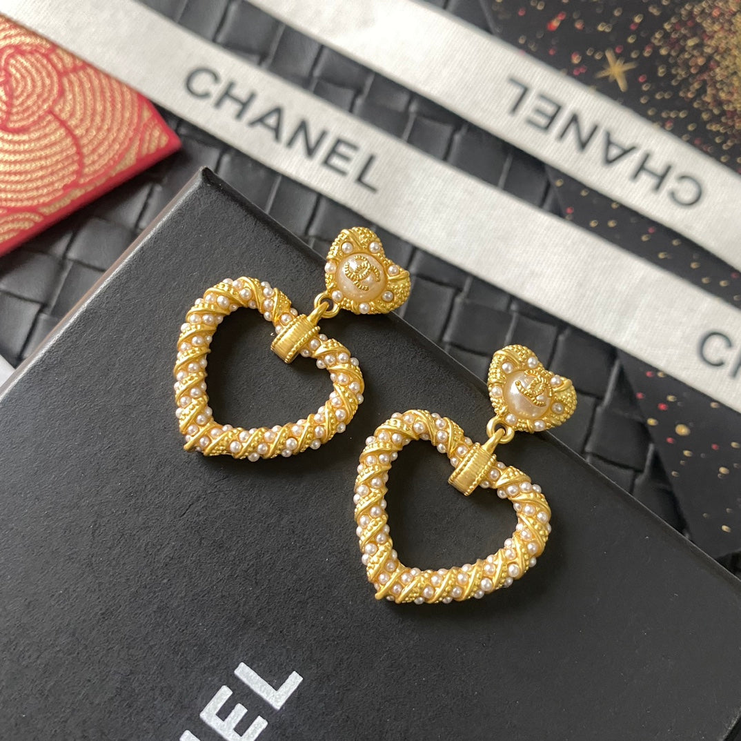 beige pearl heart Drop Earrings for women - product detail view