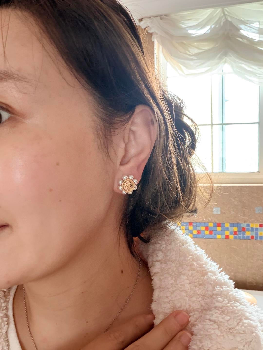 floral Stud Earrings for women - alternate angle view 15