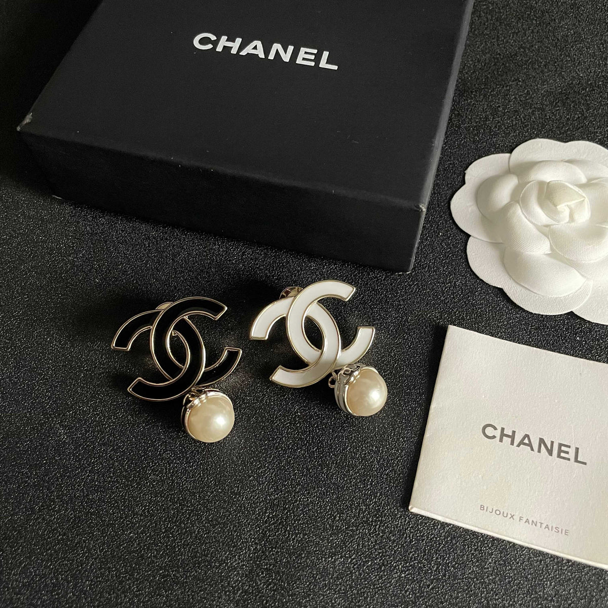 Suit for men and women - alternate angle view 5