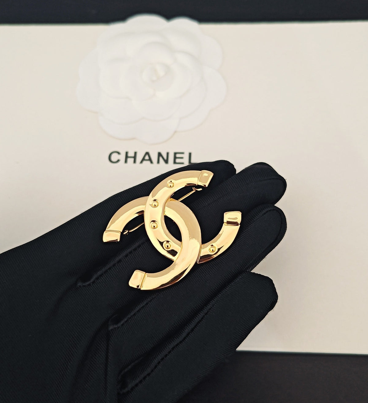 yellow brass Brooch for women - alternate angle view 2