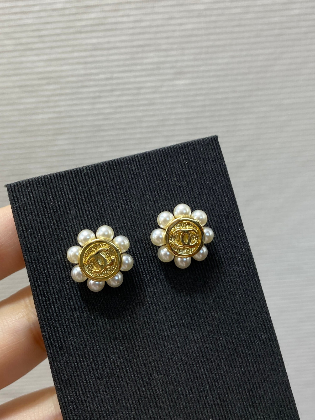 floral Stud Earrings for women - alternate angle view 11