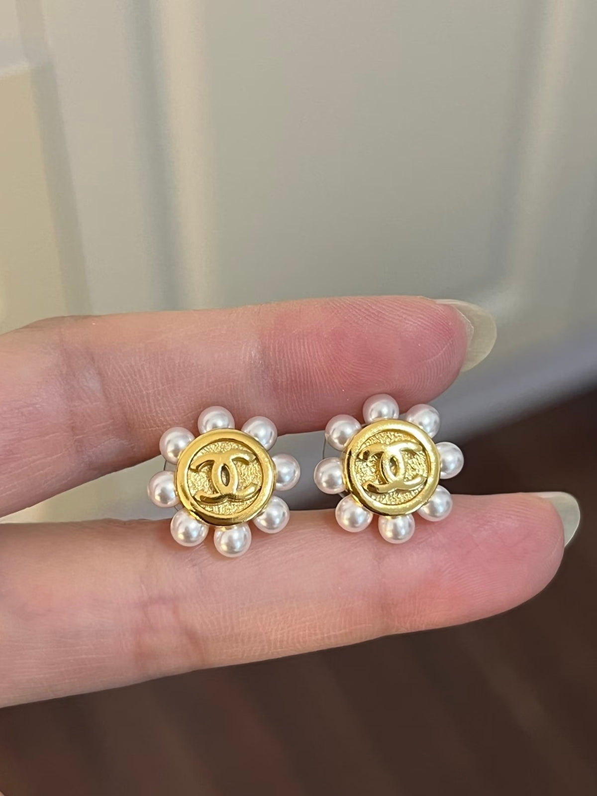 floral Stud Earrings for women - alternate angle view 4