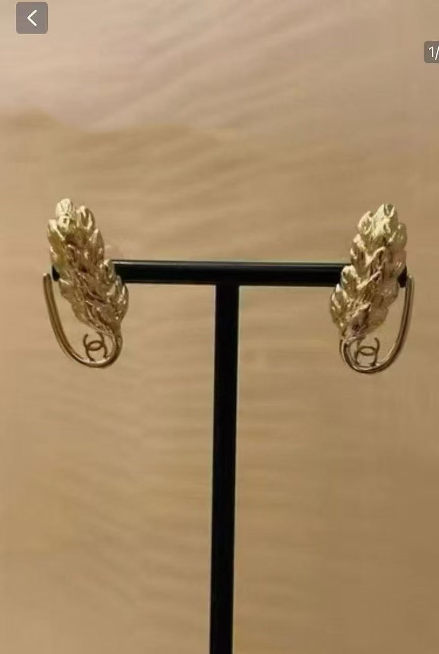 gold letter Stud Earrings for women - alternate angle view 9