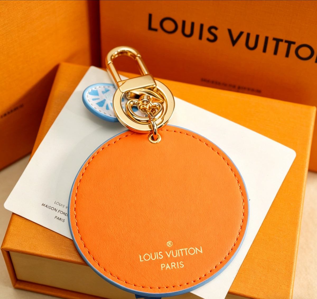 contrast color leather floral Pendant for men - alternate angle view 3