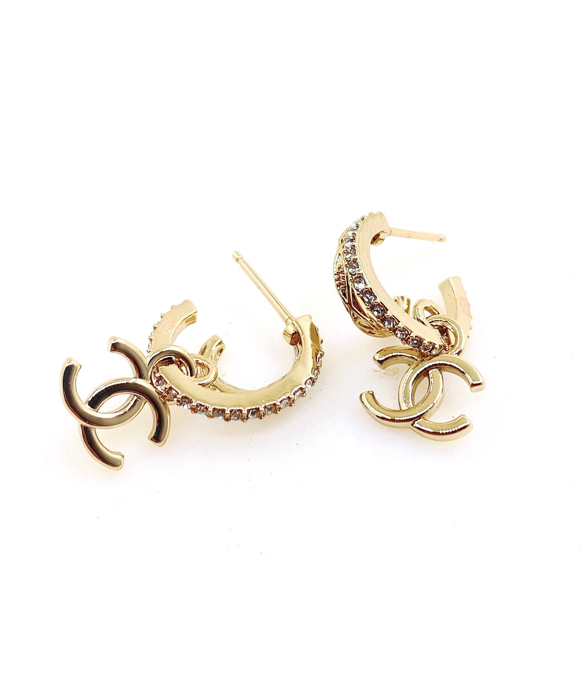yellow brass fashion accessory for women - alternate angle view 4