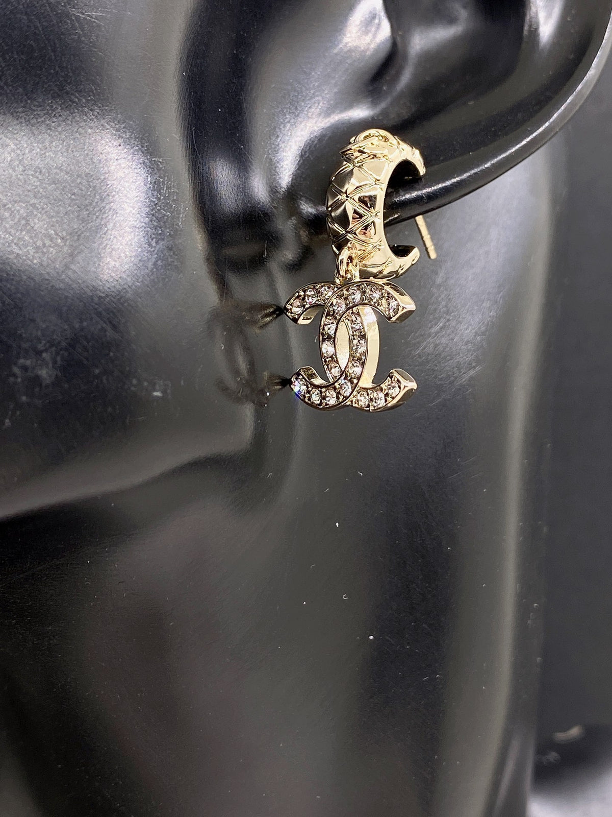 light gold brass fashion accessory for women - alternate angle view 2