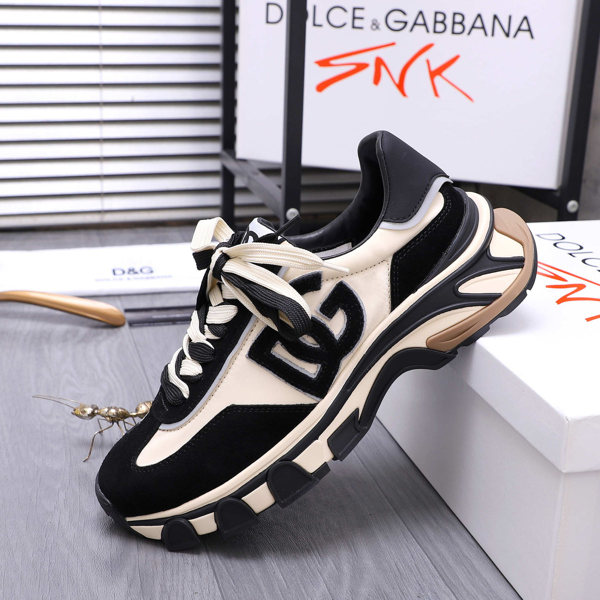 Dolce & Gabbana DG Couple's Suede Casual Sneakers