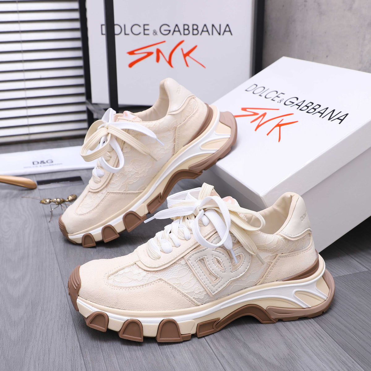 Dolce & Gabbana DG Couple's Suede Casual Sneakers