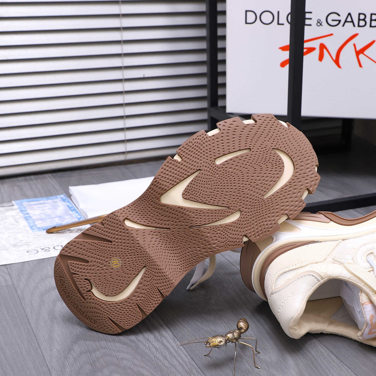 Dolce & Gabbana DG Couple's Suede Casual Sneakers