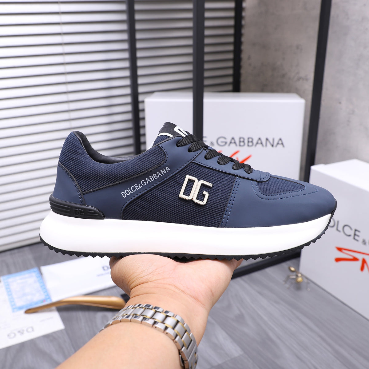Dolce & Gabbana DG Men's Lace-Up Casual Shoes