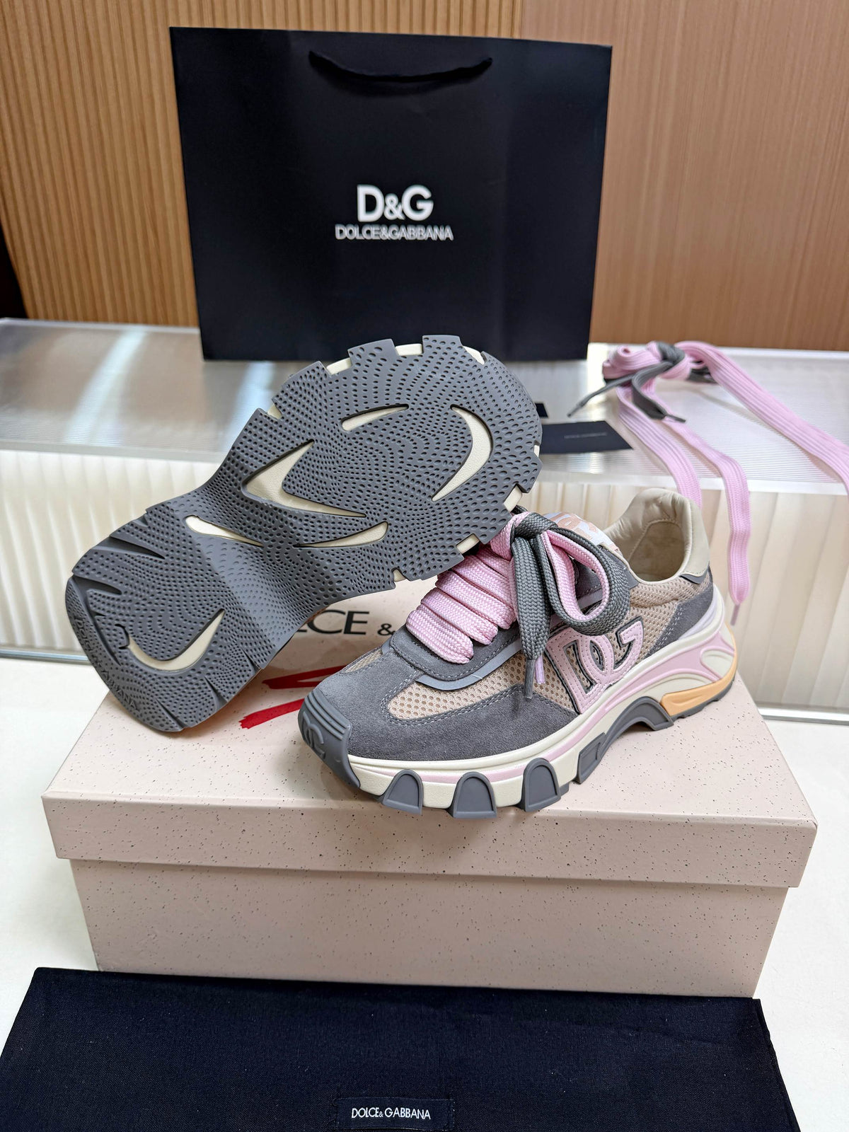 Dolce & Gabbana DG Couple's Oxford & Lace Sneakers