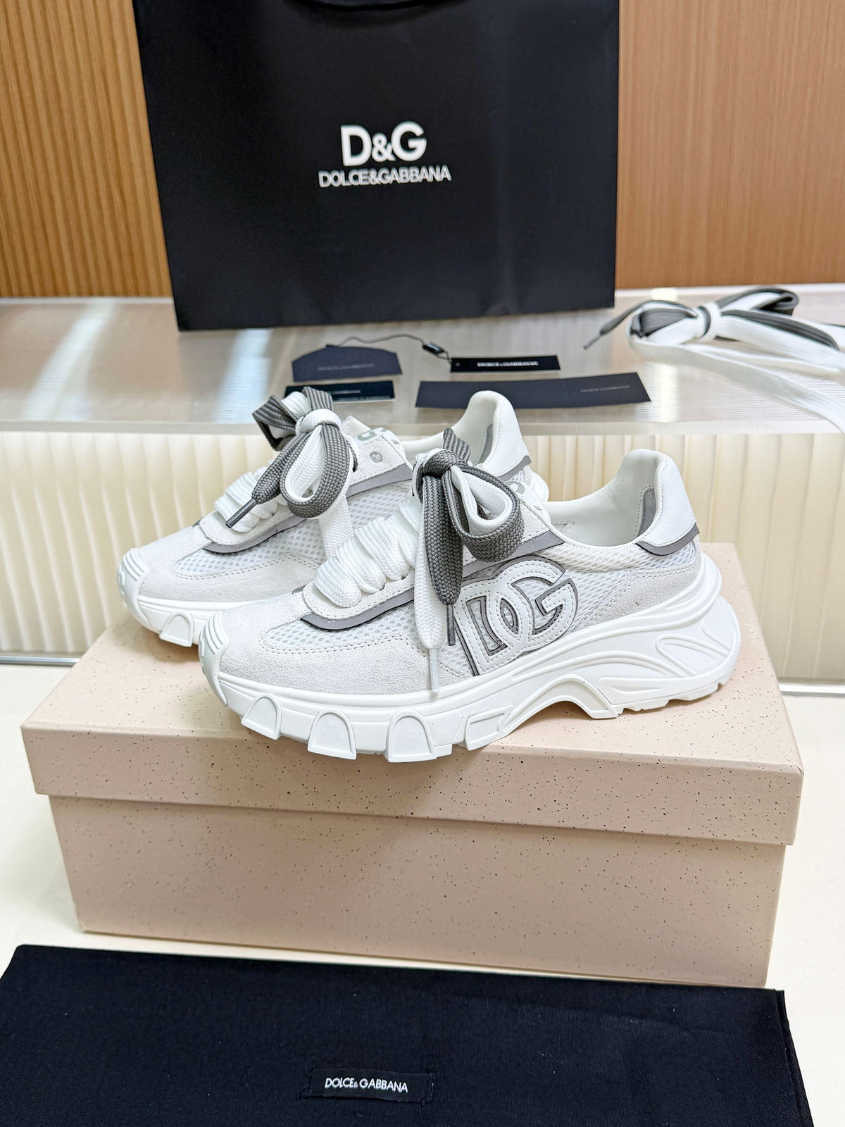 Dolce & Gabbana DG Couple's Oxford & Lace Sneakers