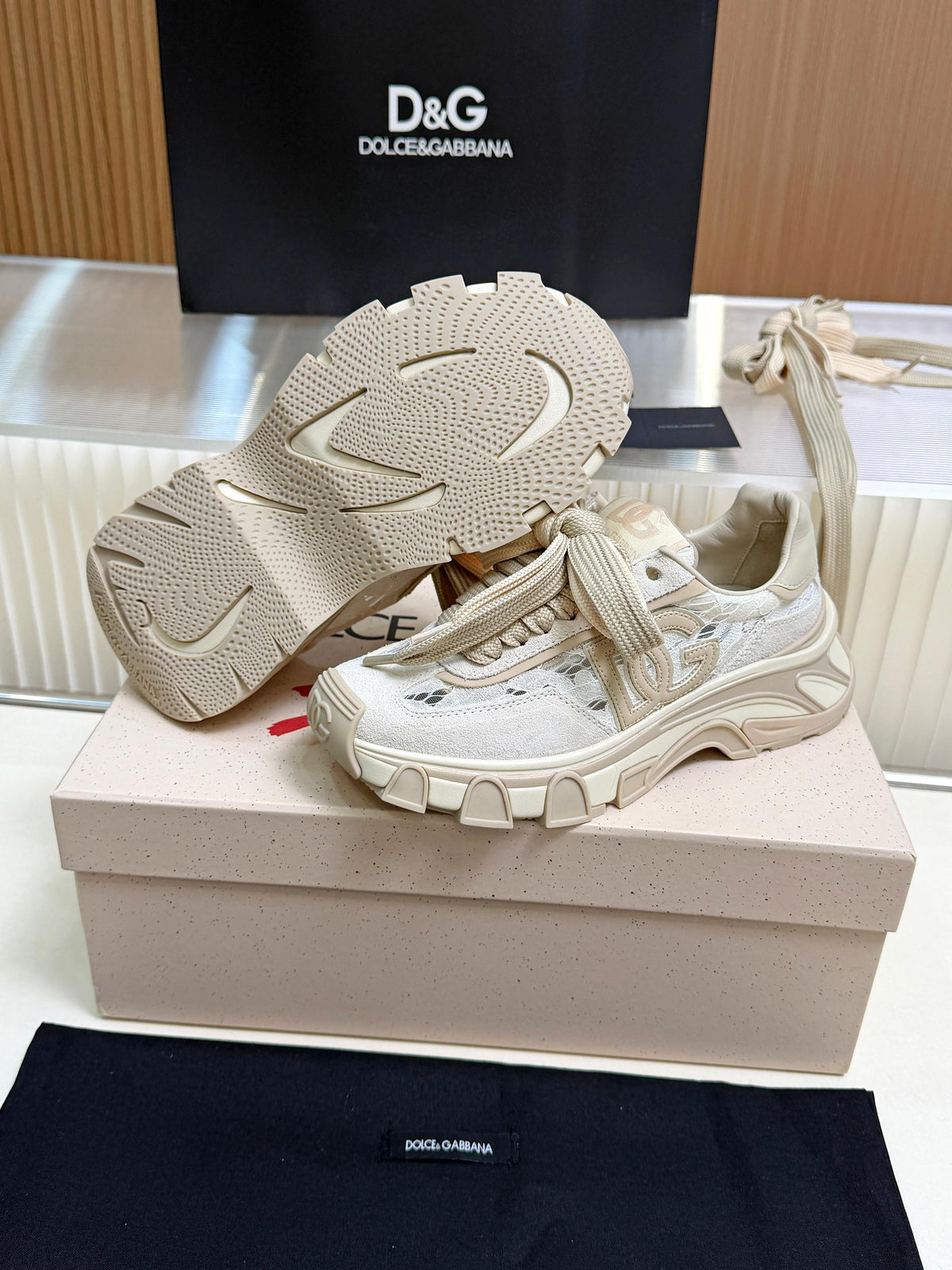 Dolce & Gabbana DG Couple's Oxford & Lace Sneakers