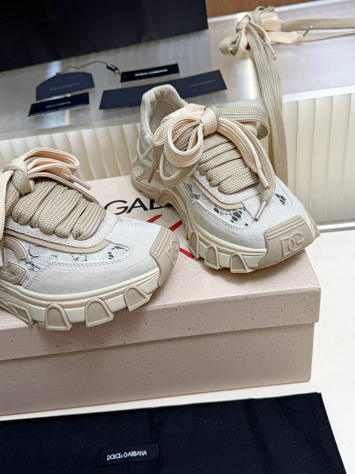 Dolce & Gabbana DG Couple's Oxford & Lace Sneakers