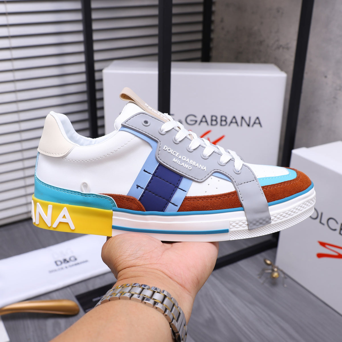 Dolce & Gabbana DG Couple's Casual Sneakers