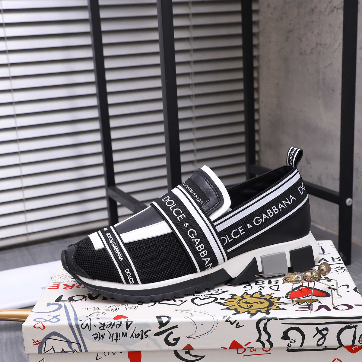Dolce & Gabbana DG Couple's Suede Casual Sneakers
