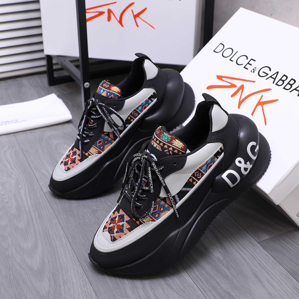 Dolce & Gabbana DG Couple's Suede Casual Sneakers