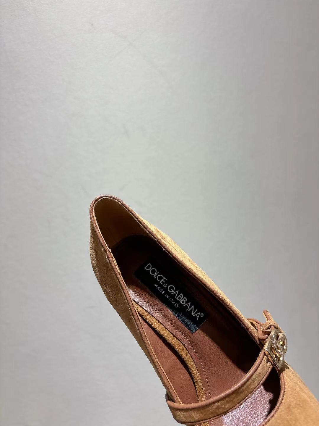 Dolce & Gabbana DG Women's Pointed-Toe Leather Heels