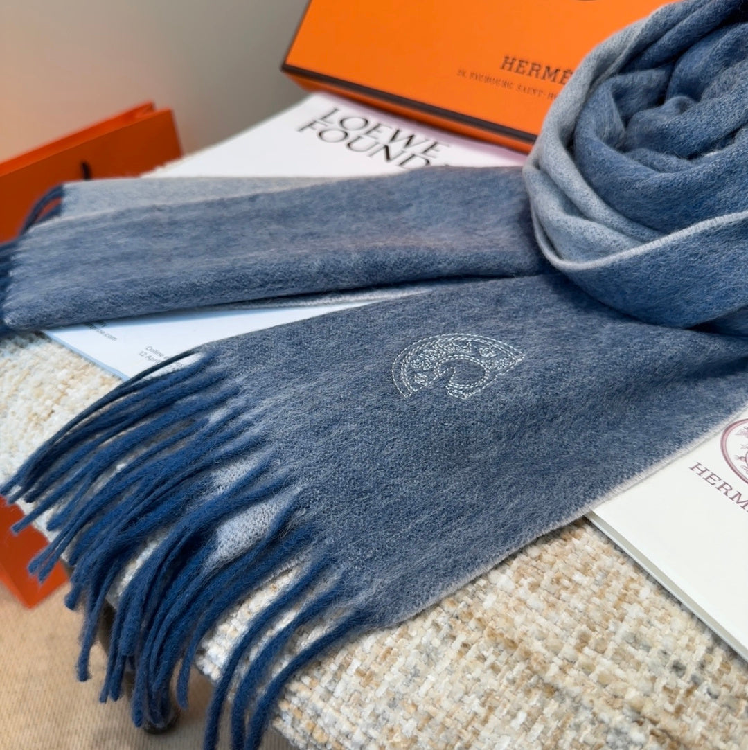 elegant Scarf for unisex couple - alternate angle view 9