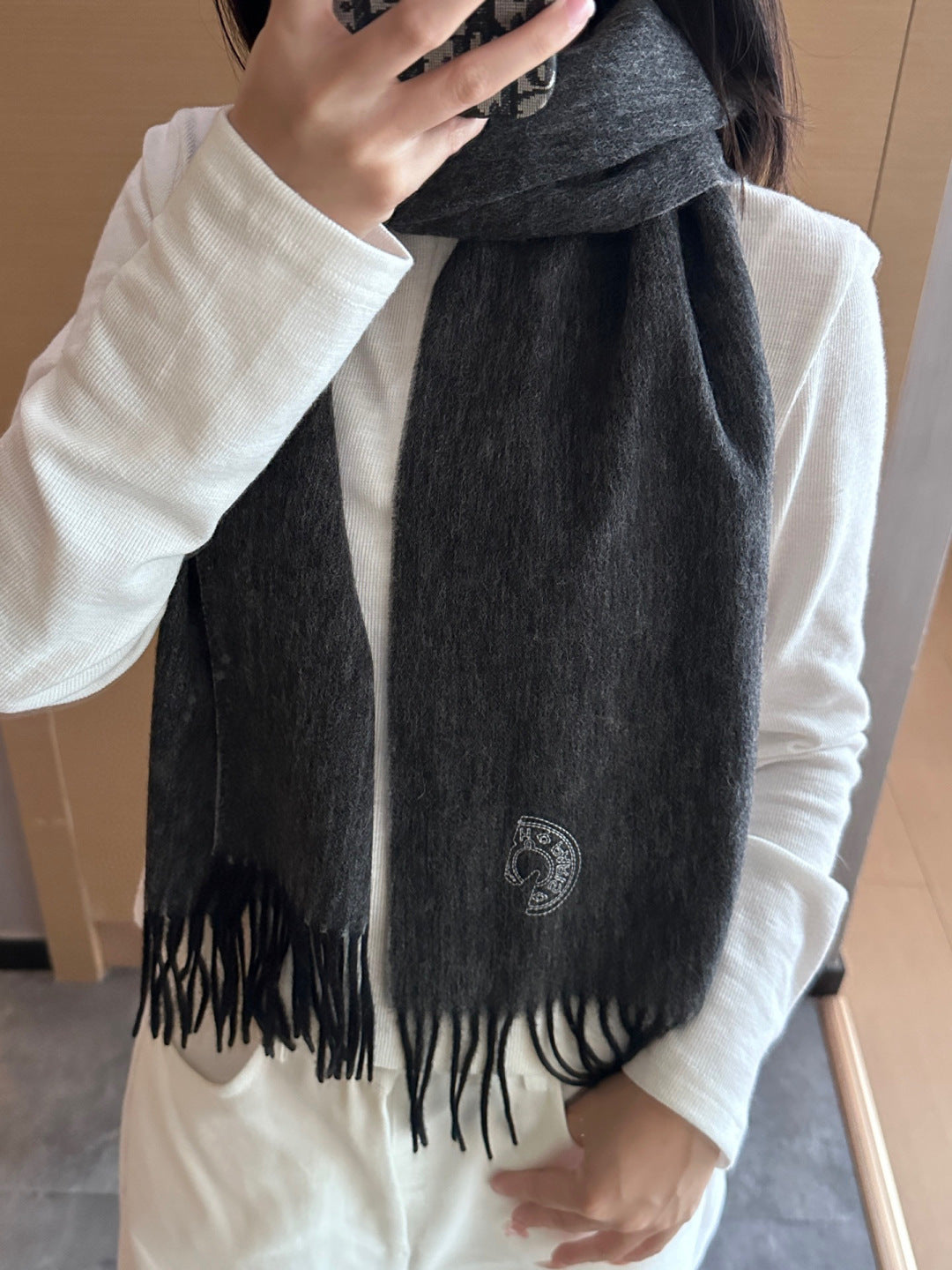 elegant Scarf for unisex couple - product detail view