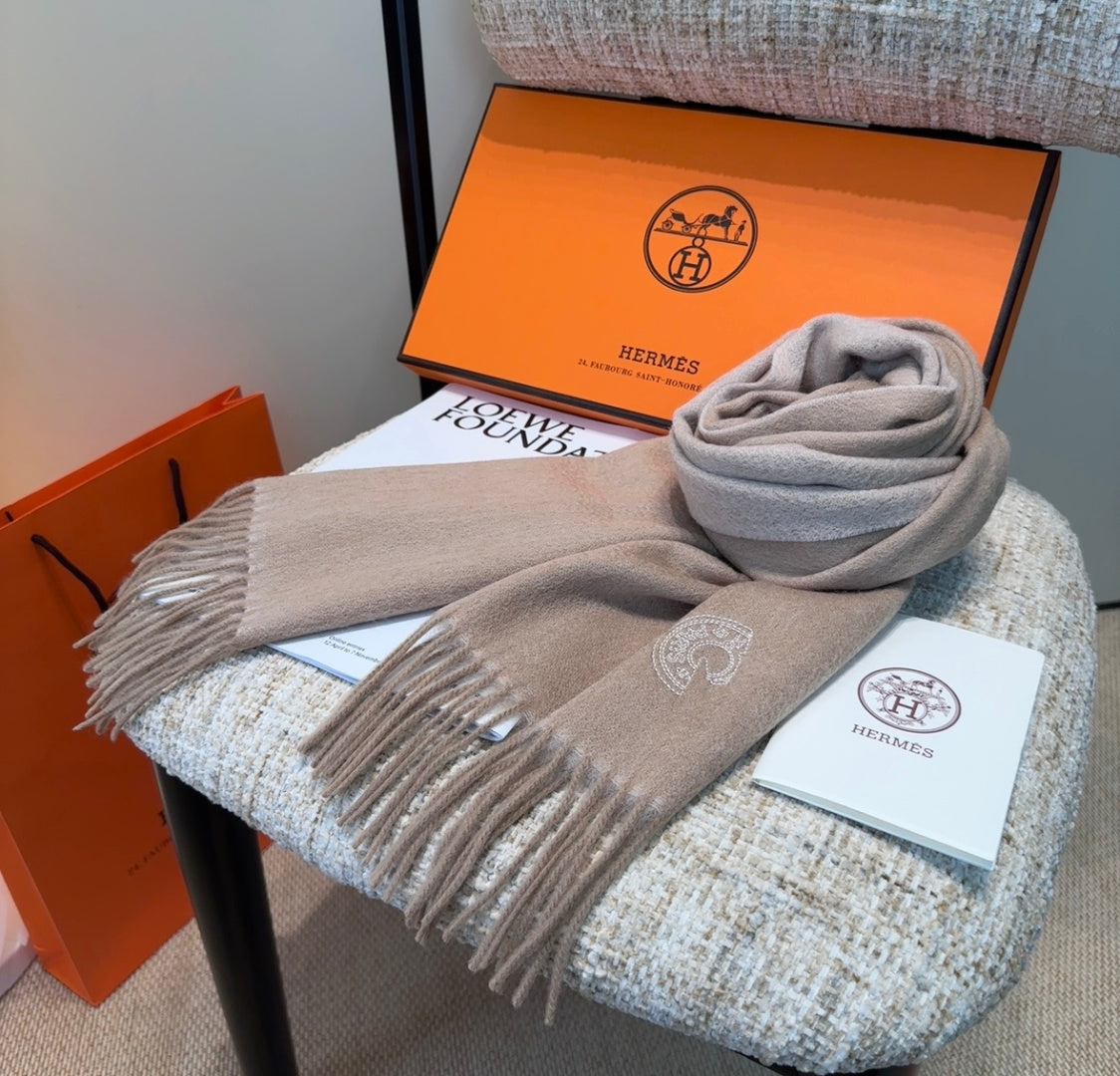 elegant Scarf for unisex couple - alternate angle view 8