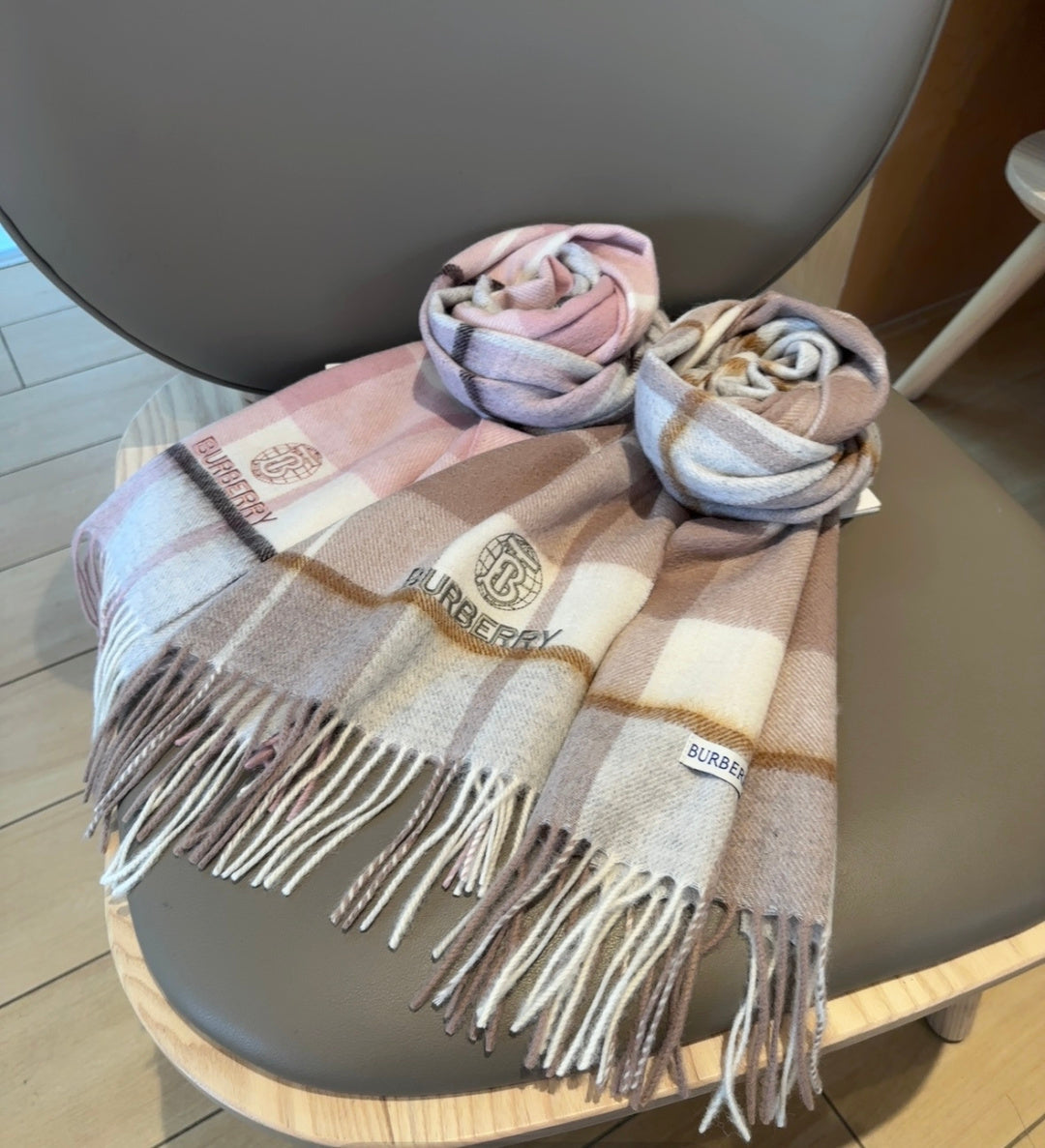 stylish Scarf for men - alternate angle view 4