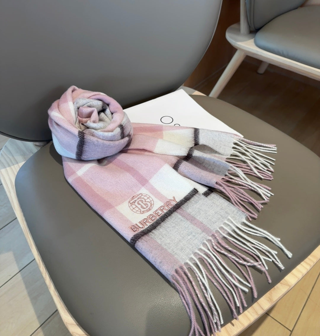 stylish Scarf for men - alternate angle view 10