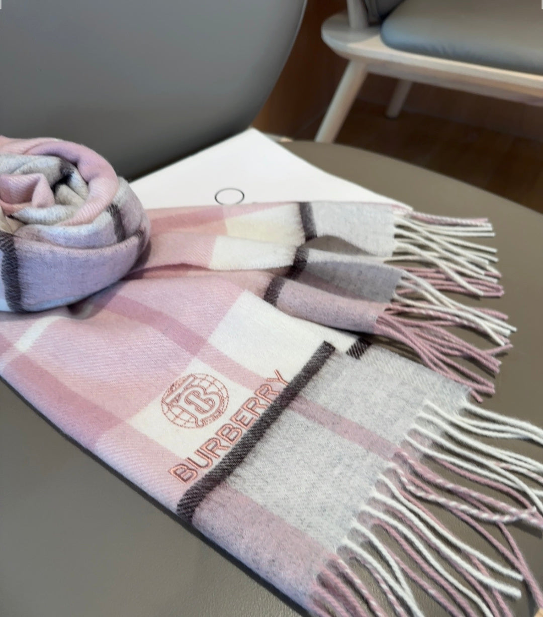 stylish Scarf for men - alternate angle view 11