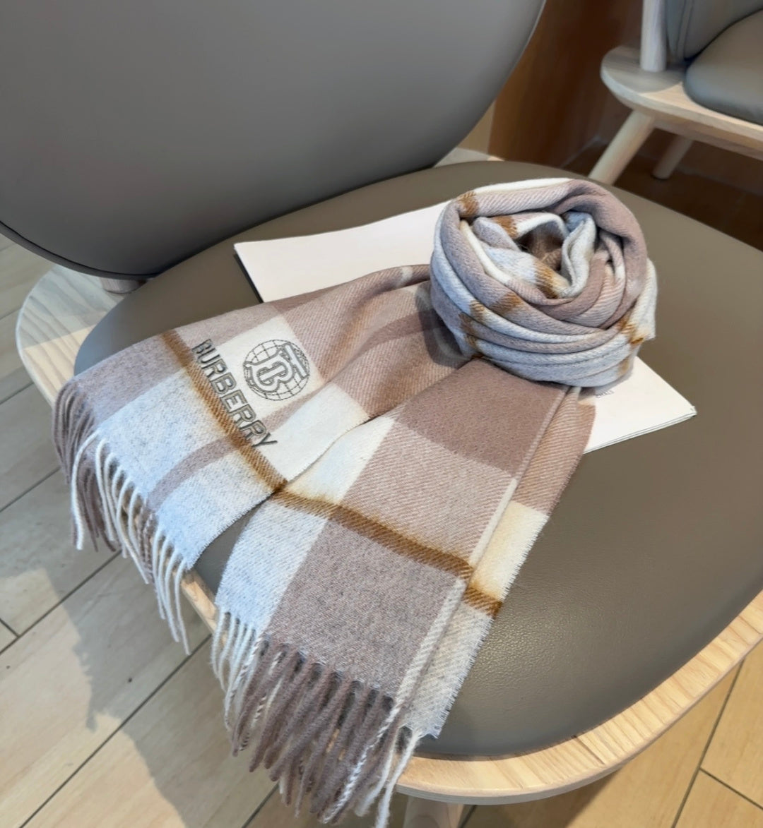 stylish Scarf for men - alternate angle view 9