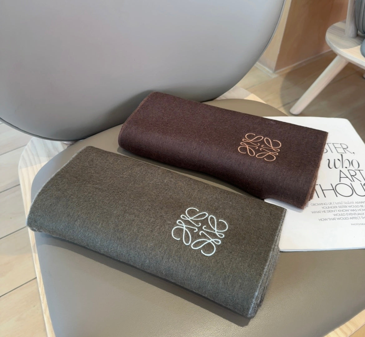 elegant Scarf for unisex couple - alternate angle view 4