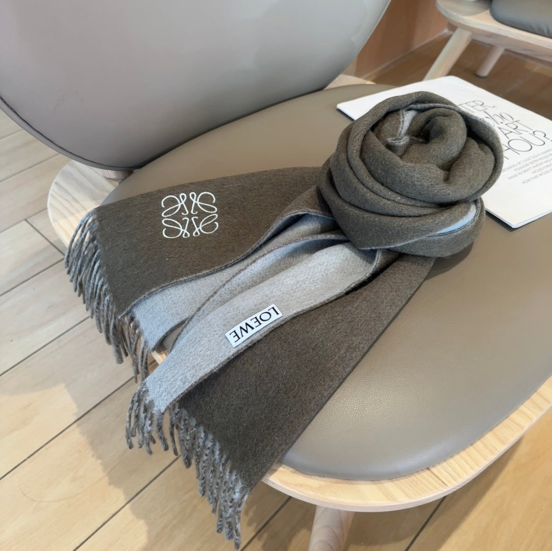 elegant Scarf for unisex couple - alternate angle view 9