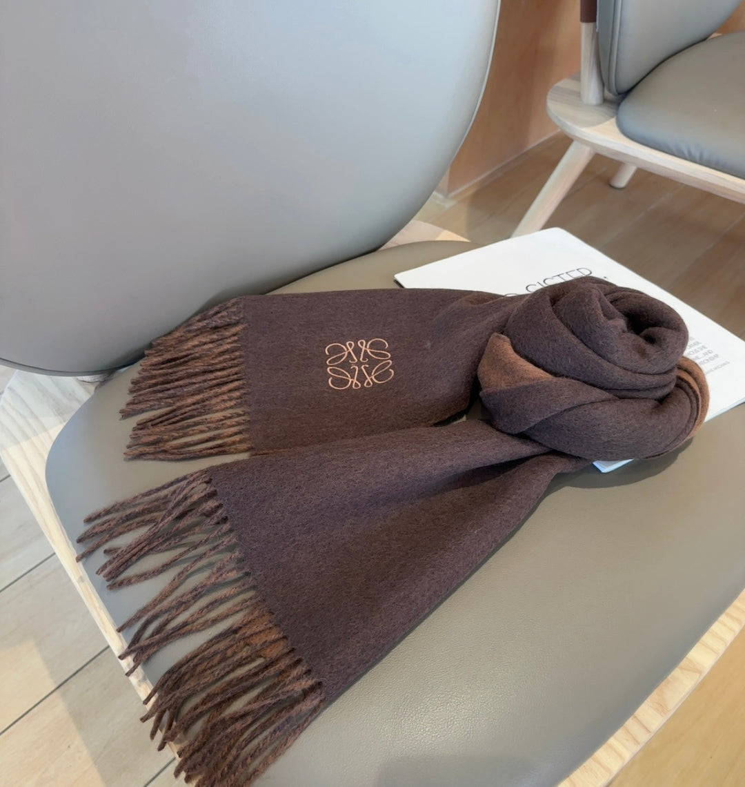 elegant Scarf for unisex couple - alternate angle view 8