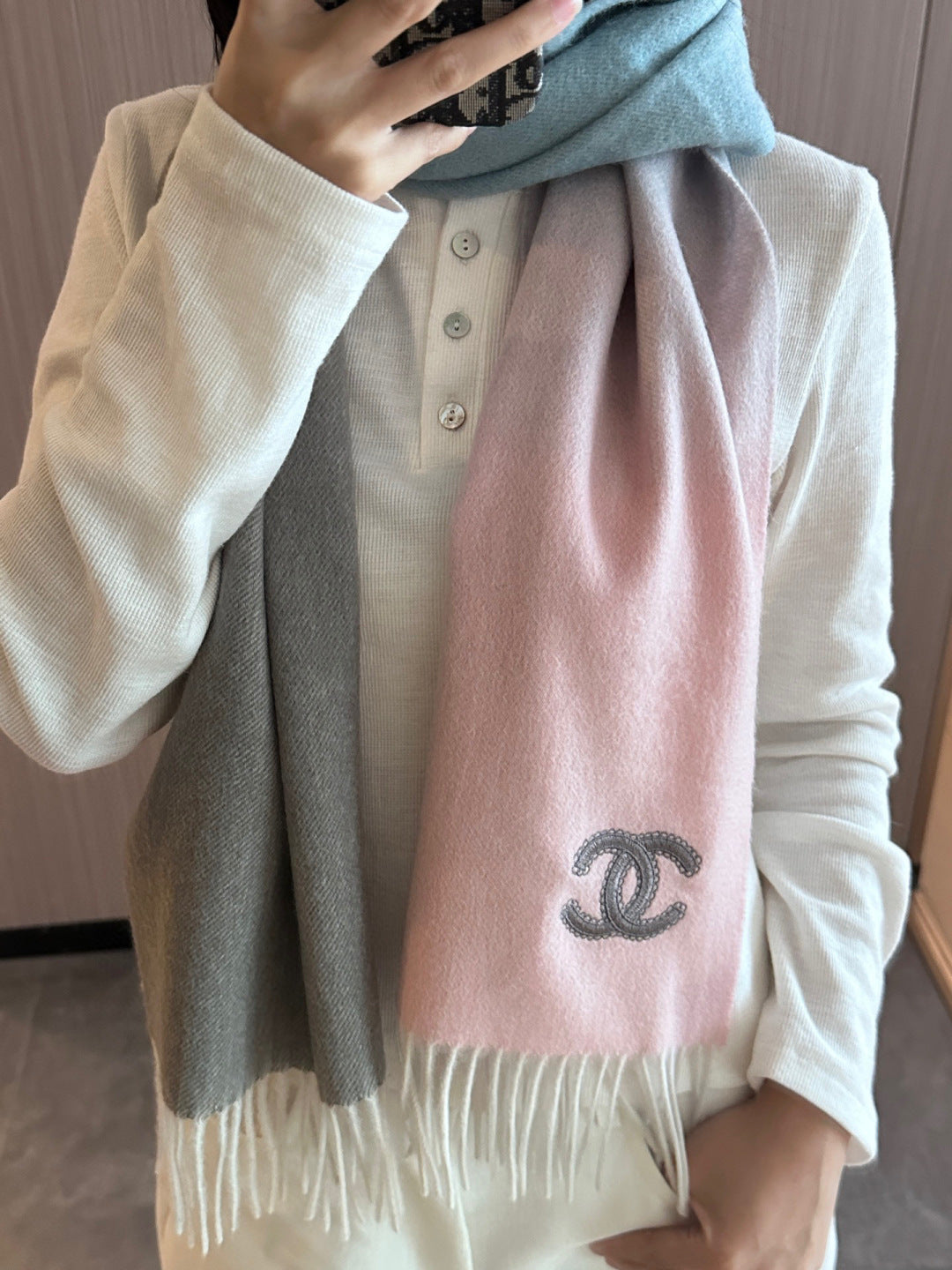multicolor hollow Scarf for unisex couple - alternate angle view 3