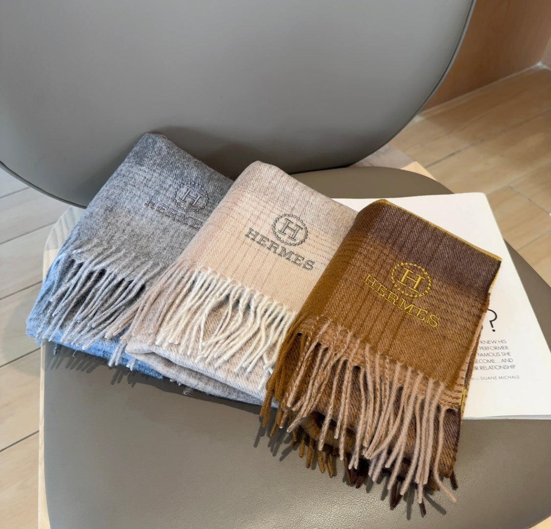 elegant Scarf for unisex couple - alternate angle view 3