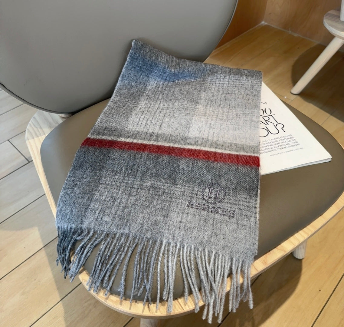 elegant Scarf for unisex couple - alternate angle view 8