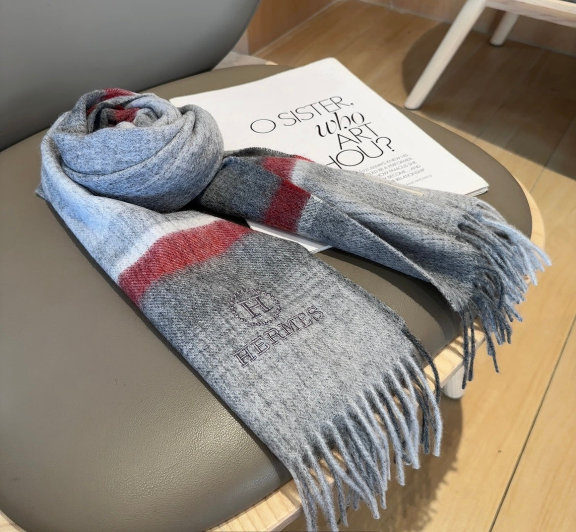elegant Scarf for unisex couple - alternate angle view 10