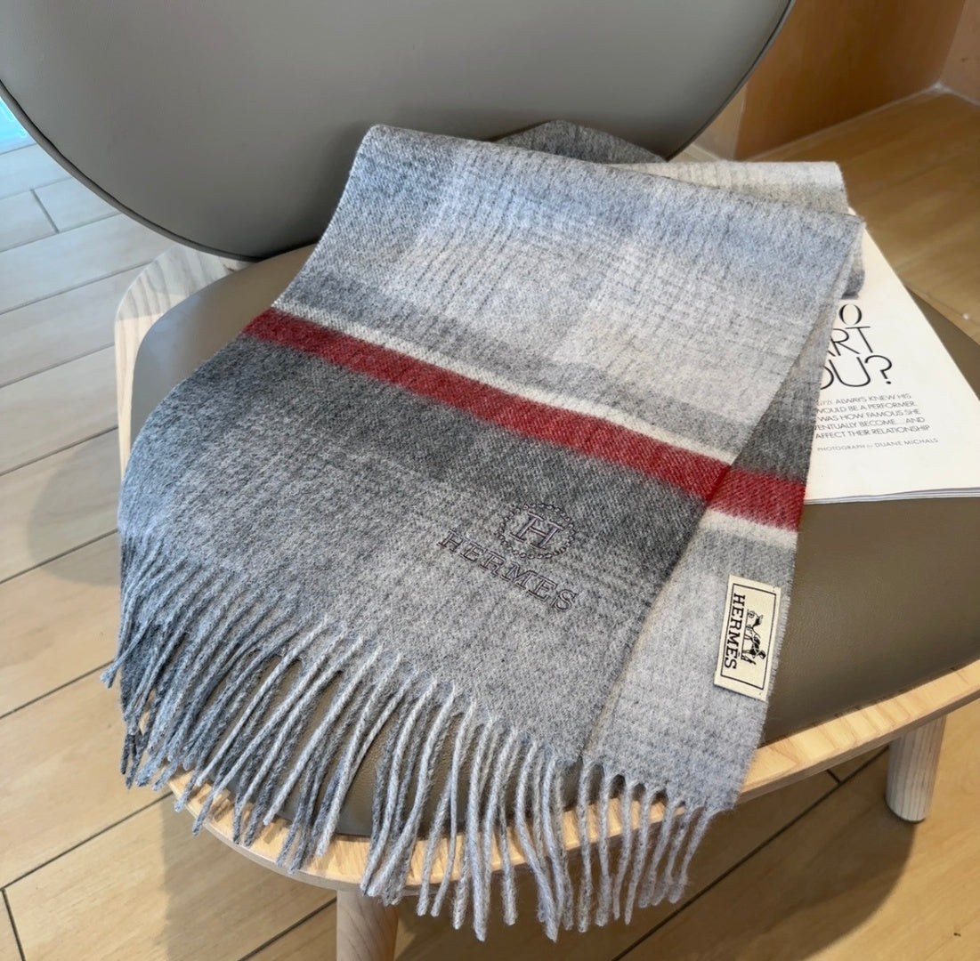 elegant Scarf for unisex couple - alternate angle view 9