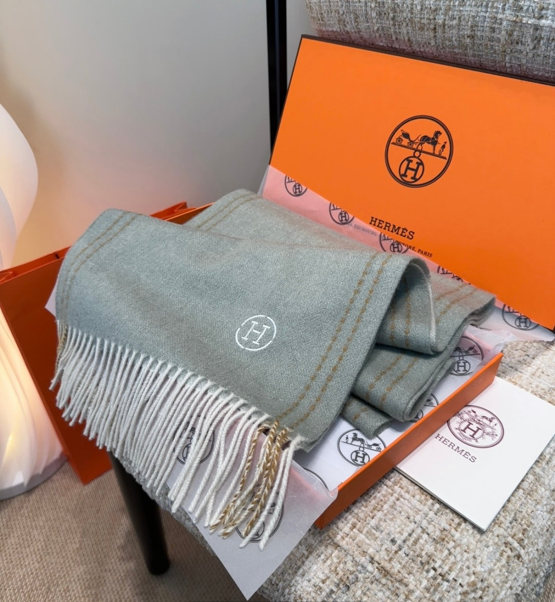 elegant Scarf for unisex couple - alternate angle view 5