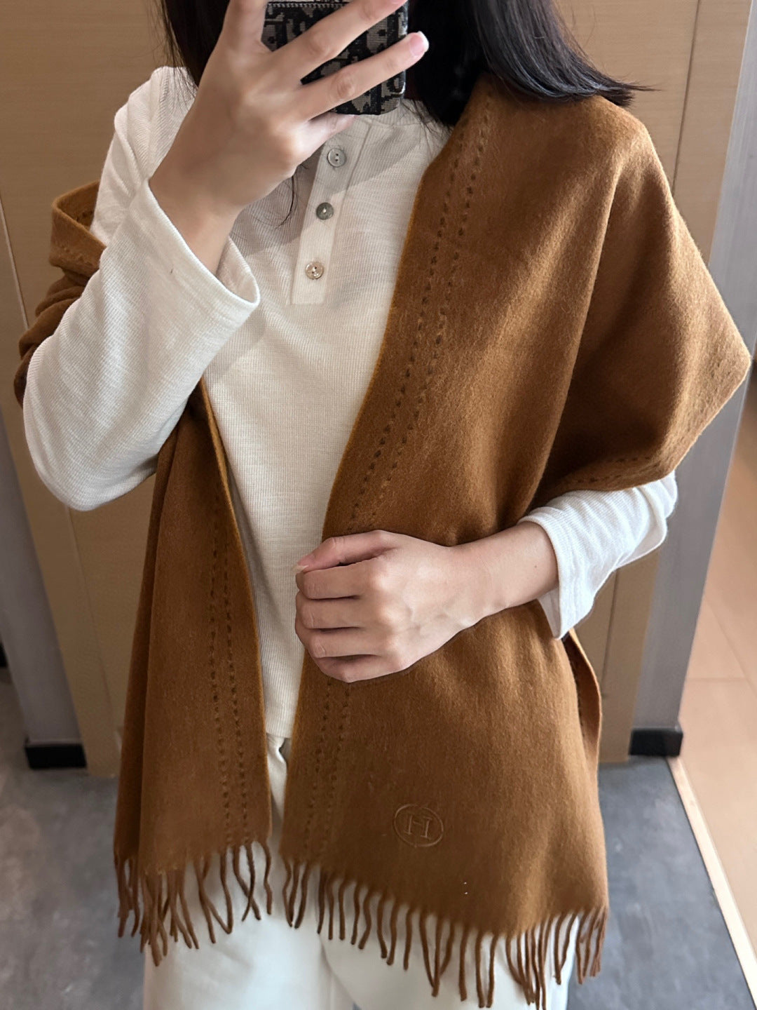 elegant Scarf for unisex couple - product detail view