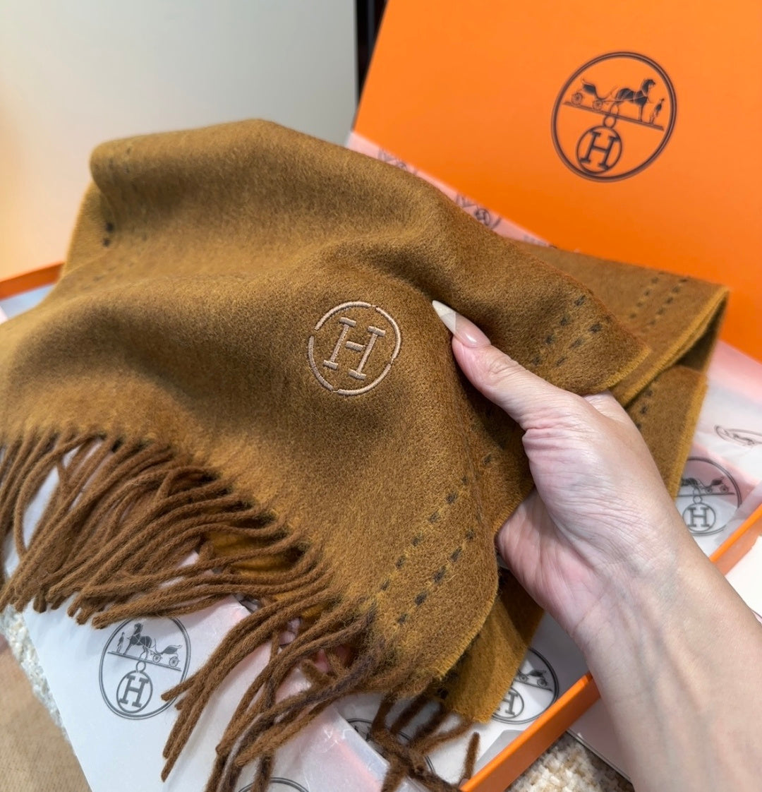 elegant Scarf for unisex couple - alternate angle view 6