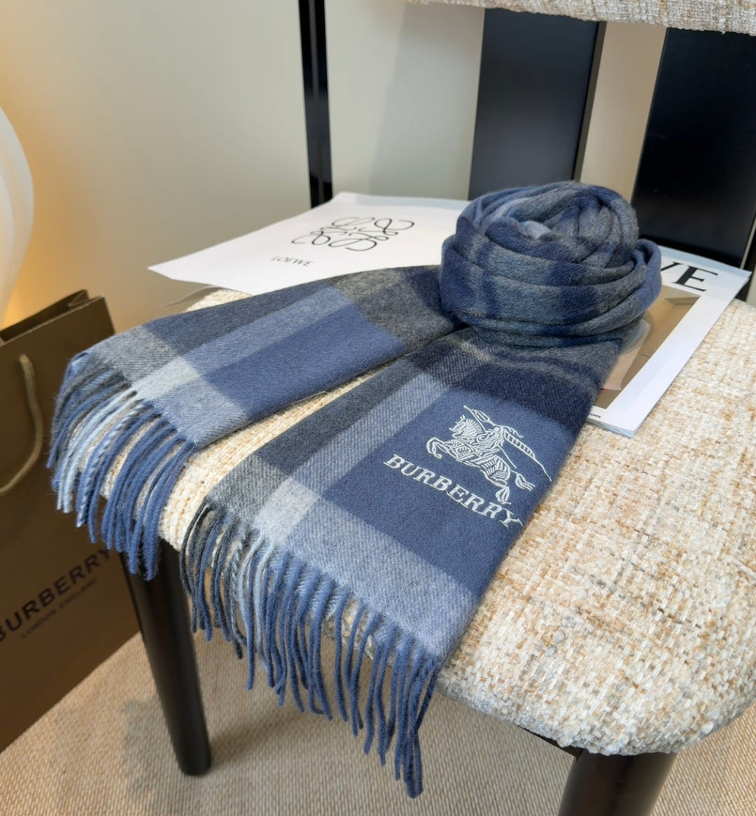 stylish Scarf for men - alternate angle view 10
