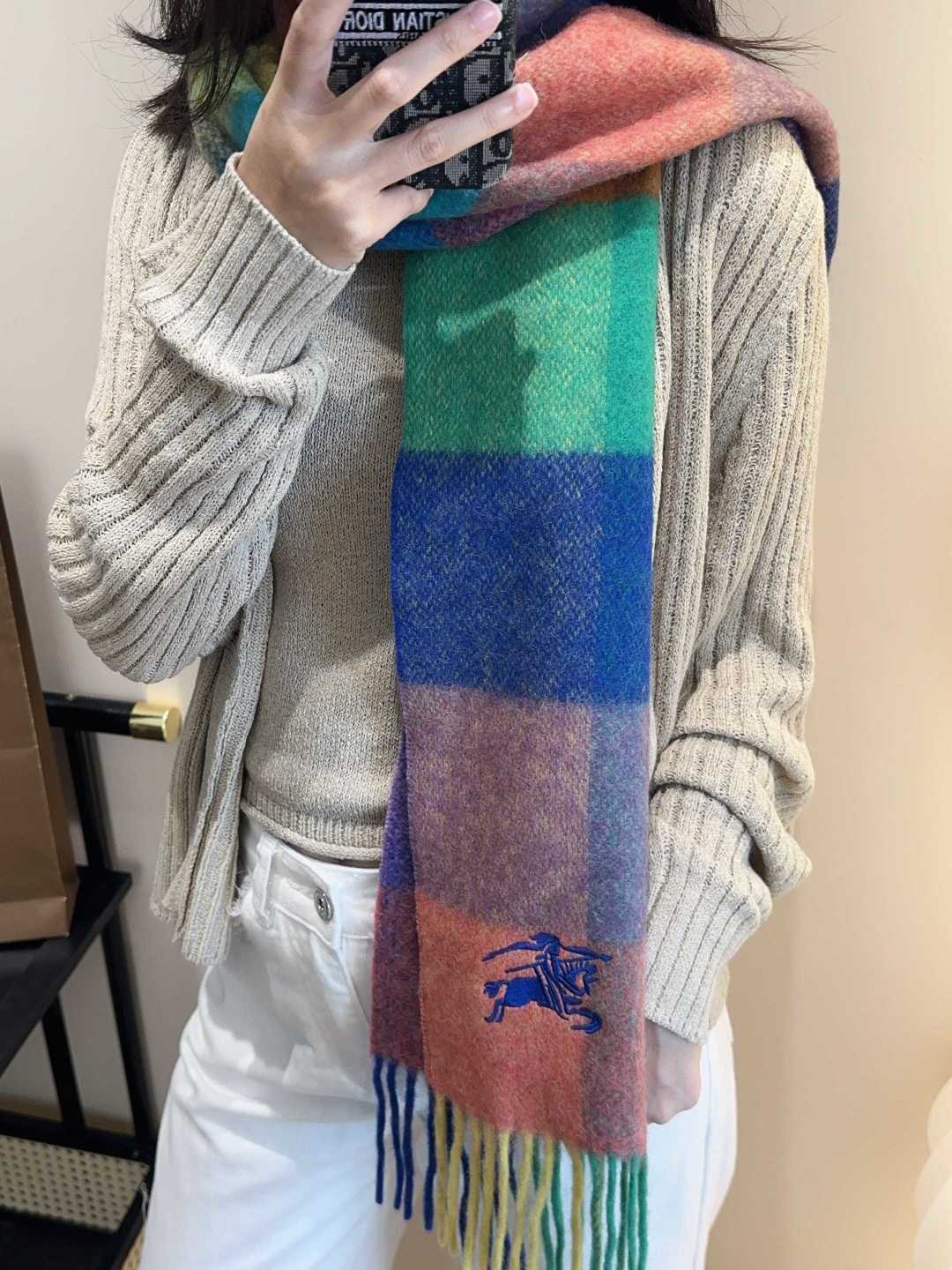 contrast color edgy Scarf for unisex couple - product detail view