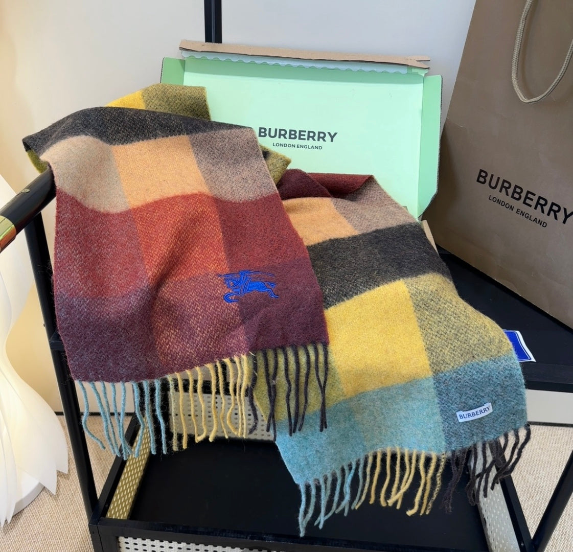 contrast color edgy Scarf for unisex couple - alternate angle view 8