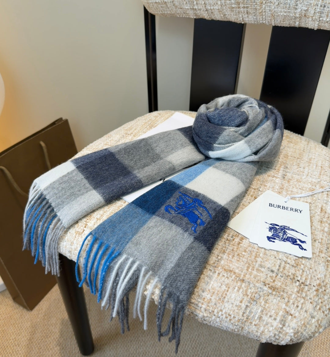 stylish Scarf for men - alternate angle view 7